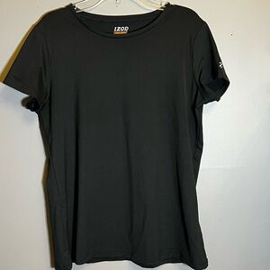 IZOD
COOL-EX
STRETCH / 
Size Medium

P